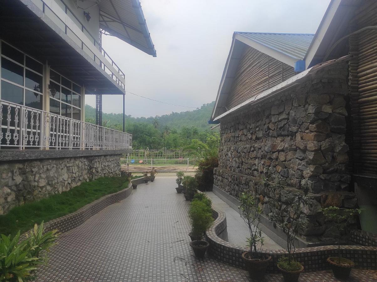 Changs Resort Kaharpara Εξωτερικό φωτογραφία